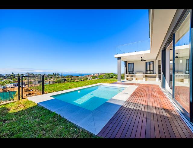 5 BEDROOM HOUSE FOR SALE IN ZULULAMI LUXURY COASTAL ESTATE